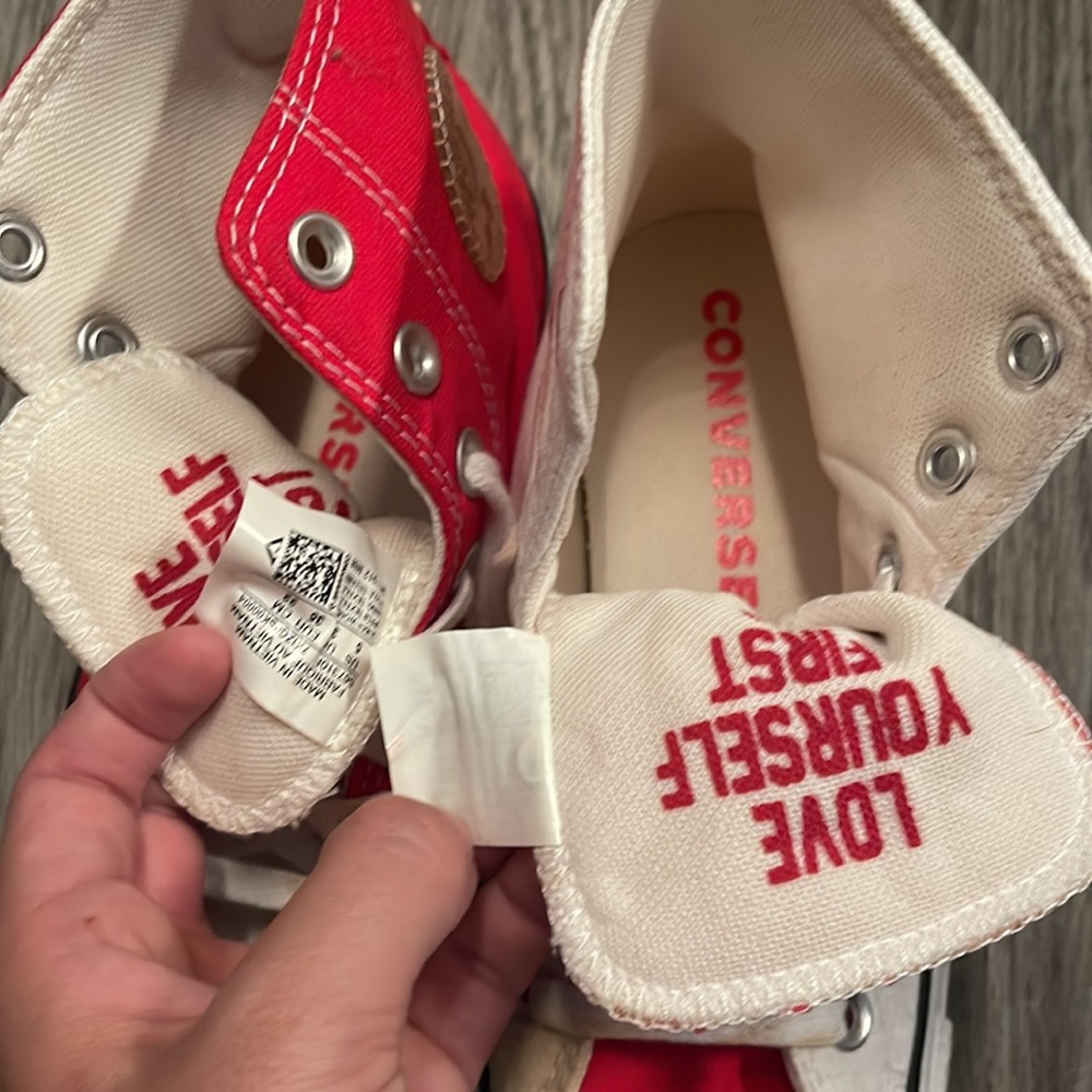 Love Fearlessly Converse - Picture 3 of 3